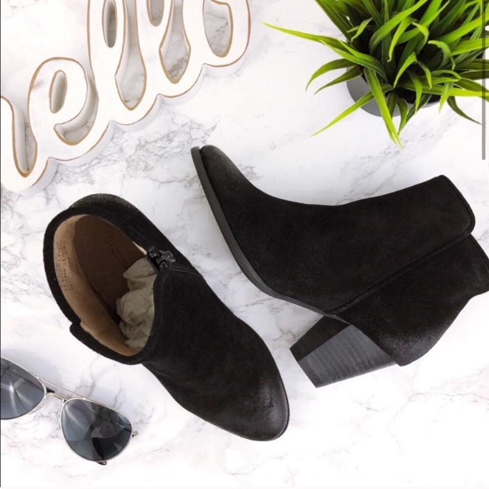 NEW Chocolat Blu Horizon Distressed Bootie